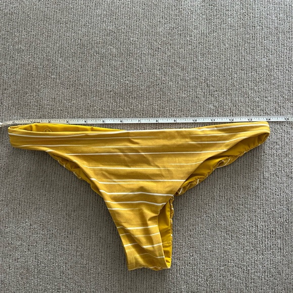 Lululemon Bikini 🍋 NWOT - Picture 8 of 8